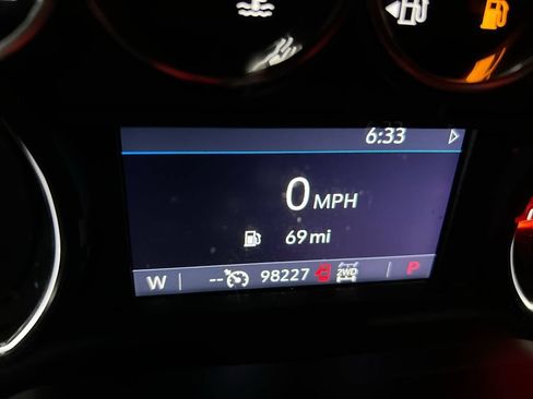 Used 2020 Chevrolet Silverado 2500 LT w/ All Star Edition AWD/4WD image 15