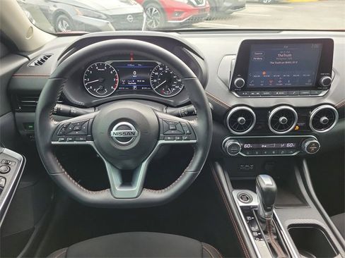 Used 2021 Nissan Sentra SR image 16