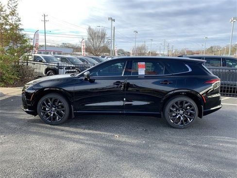 New 2025 Toyota Crown Signia image 5