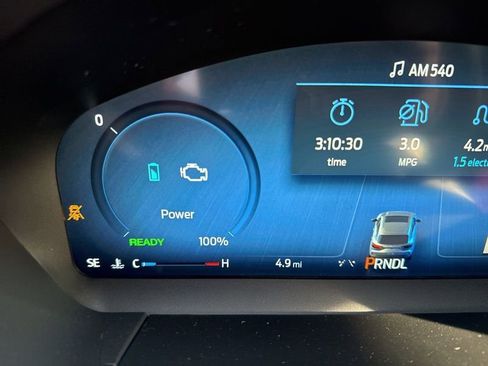 New 2025 Ford Escape ST-Line Select w/ Tech Pack #2 AWD/4WD image 31