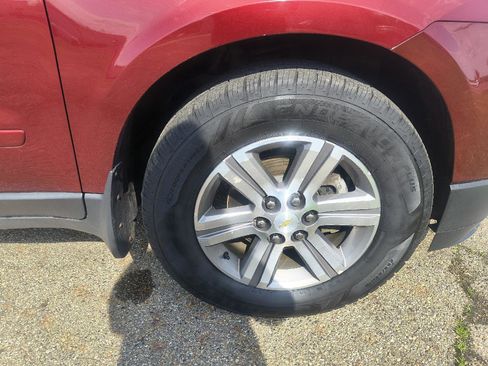 Used 2015 Chevrolet Traverse LT AWD/4WD image 36
