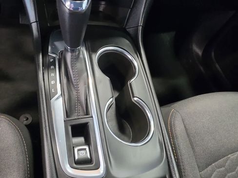 Used 2018 Chevrolet Equinox LT FWD image 20