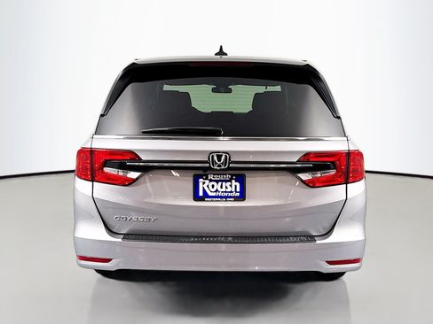 Certified 2024 Honda Odyssey EX image 6
