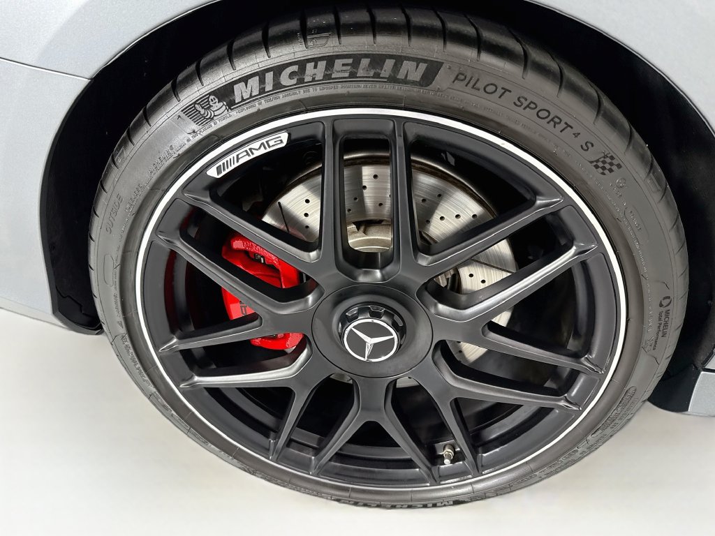 Used 2018 Mercedes-Benz E 63 AMG S image 32