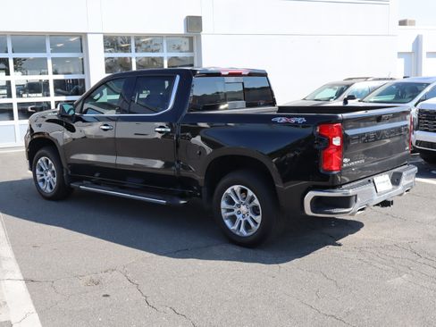 Used 2025 Chevrolet Silverado 1500 LTZ w/ LTZ Convenience Package II AWD/4WD image 8
