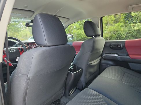 Certified 2023 Toyota Tacoma SR5 image 22