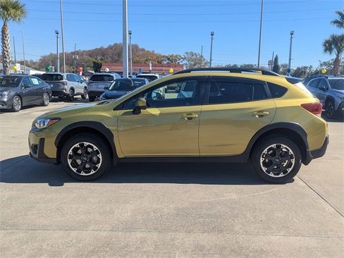 Used 2022 Subaru Crosstrek 2.0i Premium w/ Popular Package #4A image 2
