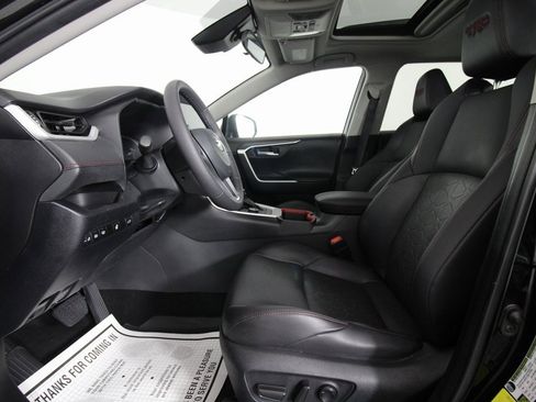 Used 2023 Toyota RAV4 TRD Off-Road image 11
