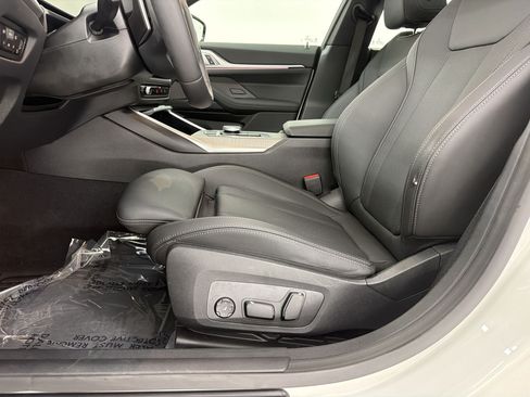 Used 2025 BMW 430i w/ Premium Package RWD image 5