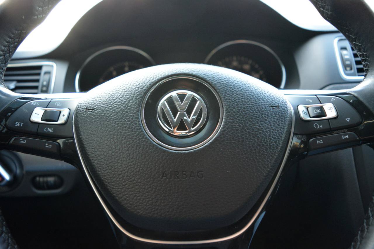 Used 2016 Volkswagen Jetta SE FWD image 20