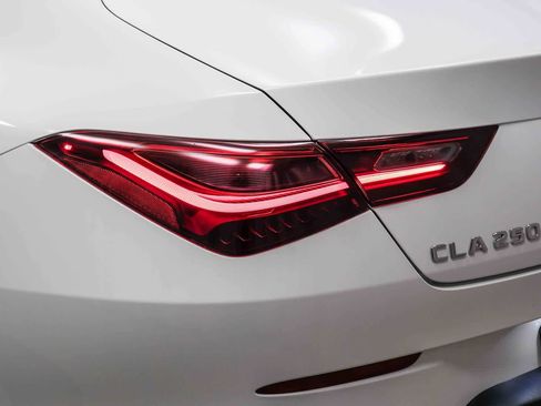 Certified 2026 Mercedes-Benz CLA 250 image 8