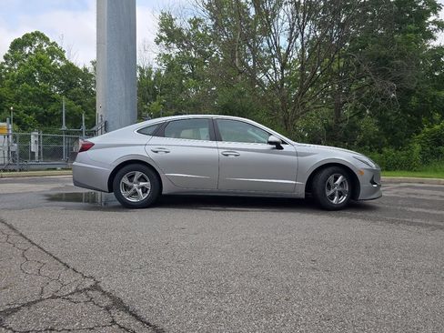 Used 2021 Hyundai Sonata SE FWD image 14