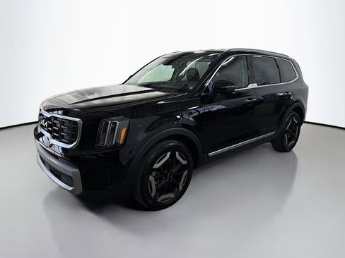 Used 2023 Kia Telluride S image 5