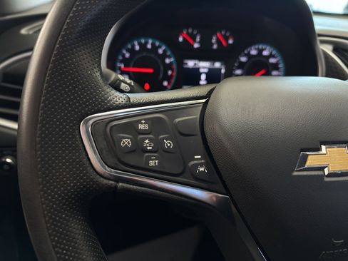 Used 2024 Chevrolet Malibu LT image 10