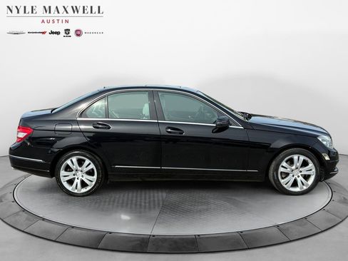 Used 2010 Mercedes-Benz C 300 Sedan image 14
