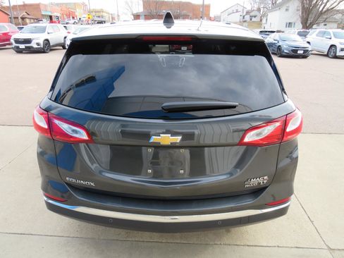 Used 2018 Chevrolet Equinox LT image 9
