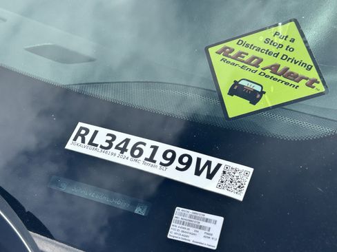 Certified 2024 GMC Terrain SLT AWD/4WD image 34