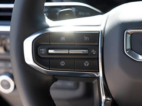 New 2026 GMC Yukon Denali w/ Denali Reserve Package image 12