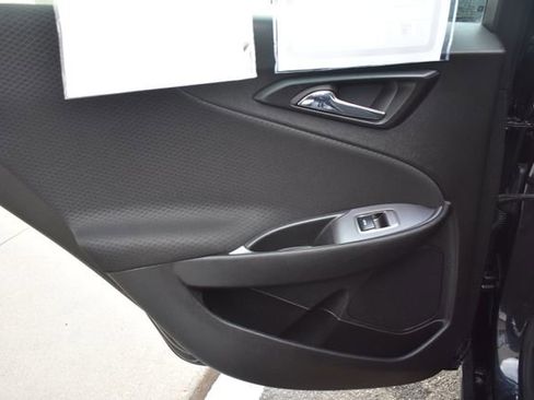 Used 2023 Chevrolet Malibu LT image 30