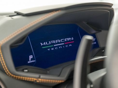 Used 2023 Lamborghini Huracan Tecnica image 27