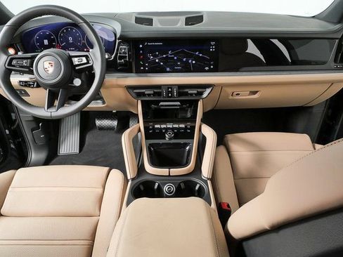 New 2026 Porsche Cayenne AWD image 18