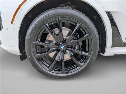 New 2026 BMW X7 xDrive40i AWD/4WD image 10