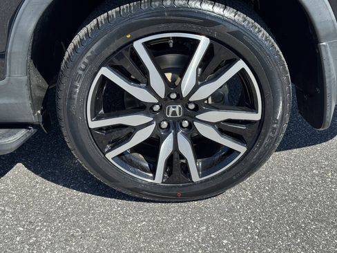 Certified 2021 Honda Pilot Elite image 11