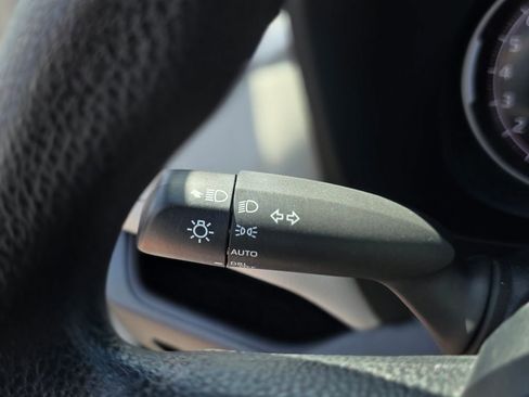 Used 2024 Toyota RAV4 XLE FWD image 36