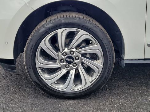 Used 2024 Lincoln Navigator Premiere AWD/4WD image 27