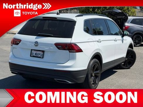 Used 2019 Volkswagen Tiguan SE FWD image 4