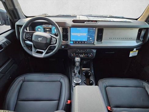 New 2026 Ford Bronco Outer Banks AWD/4WD image 11
