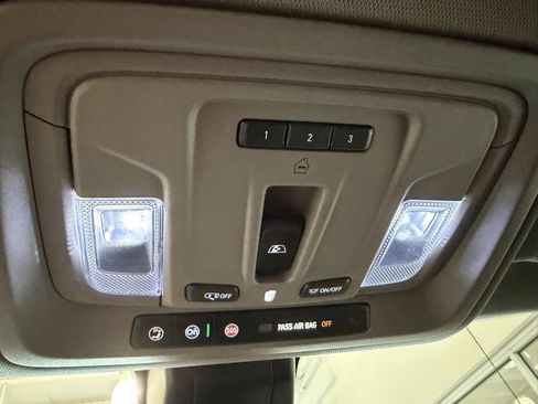 Used 2020 Chevrolet Silverado 1500 LTZ w/ LTZ Plus Package image 19