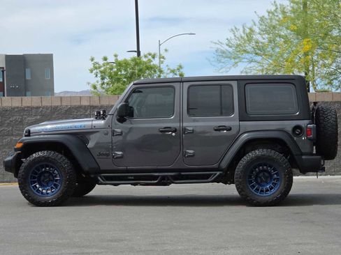 Used 2024 Jeep Wrangler Sport image 6
