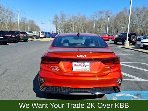 Used 2022 Kia Forte GT-Line w/ GT-Line Premium Package FWD image 3