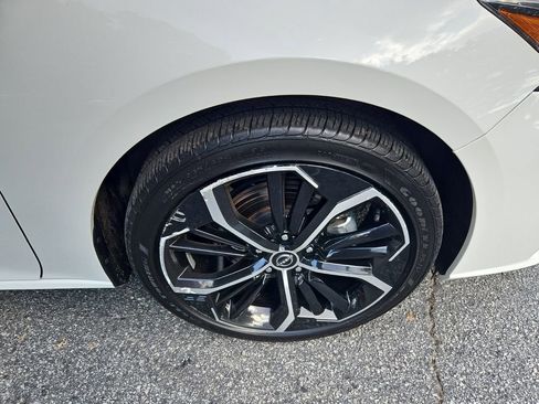 Used 2024 Nissan Altima 2.5 SR image 8