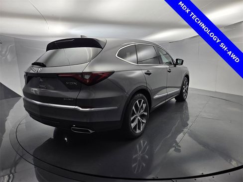Used 2023 Acura MDX SH-AWD w/ Technology Package image 13