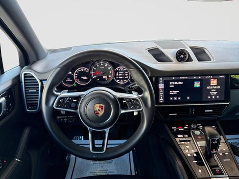 Used 2020 Porsche Cayenne AWD/4WD image 27