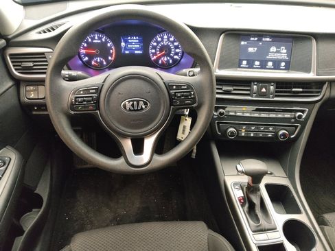 Used 2018 Kia Optima LX image 22