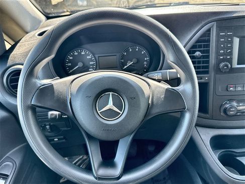 Used 2017 Mercedes-Benz Metris Passenger image 16