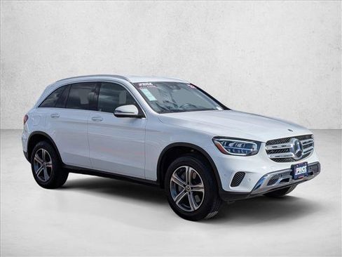 Used 2022 Mercedes-Benz GLC 300 image 3