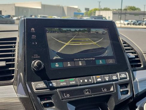 Used 2024 Honda Odyssey Elite image 25