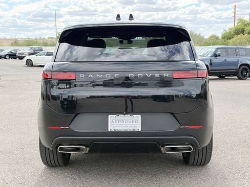Used 2025 Land Rover Range Rover Sport SE image 28