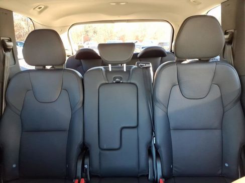 Used 2024 Volvo XC90 B6 Plus w/ Protection Package Premier image 20