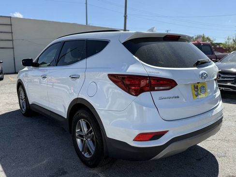 Used 2017 Hyundai Santa Fe Sport image 5