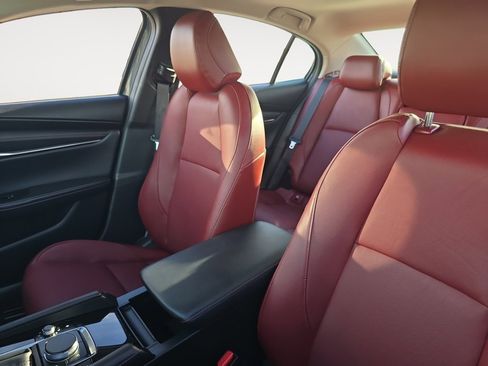 Used 2025 MAZDA MAZDA3 s image 9