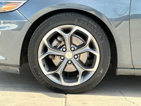 Used 2021 Chevrolet Malibu LT FWD image 24