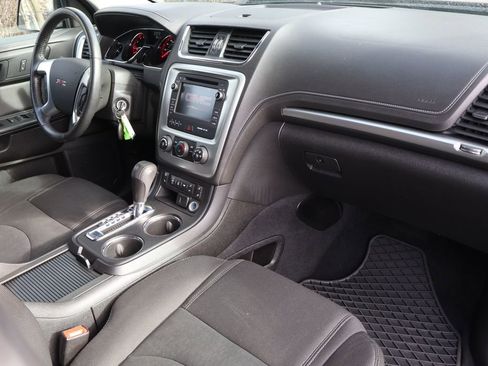 Used 2016 GMC Acadia SLE image 36