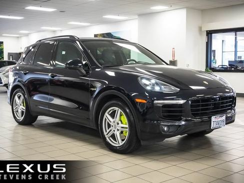 Used 2016 Porsche Cayenne S AWD/4WD image 1
