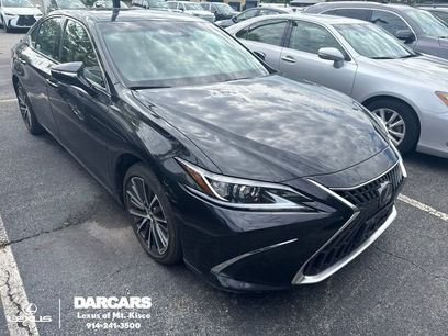 Used 2024 Lexus ES 300h w/ Premium Package