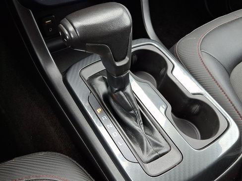 Used 2017 GMC Canyon SLE w/ All Terrain Package AWD/4WD image 15